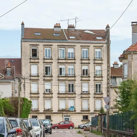 Les Brimbelles - Appt Pour 4 *